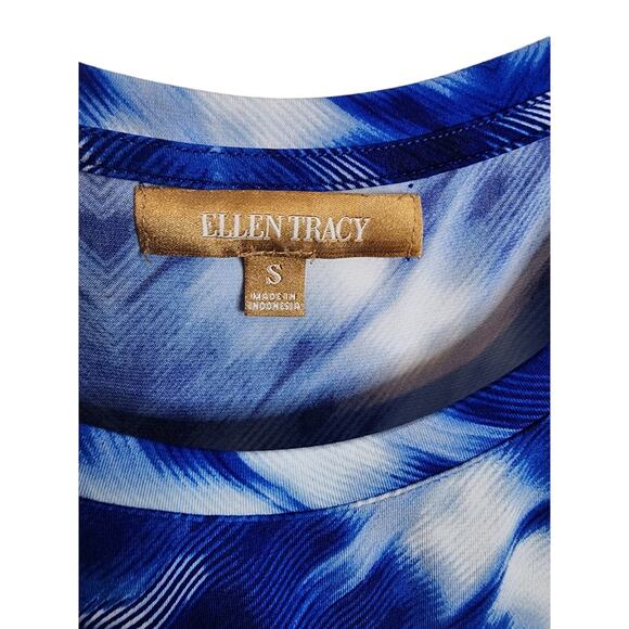 Ellen Tracy Blue Sleeveless Blouse with Front Pocket, Small - Picture 5 of 6